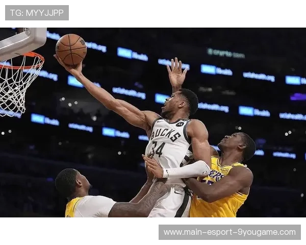 字母哥完成最终控制，密尔沃基雄鹿全程占优