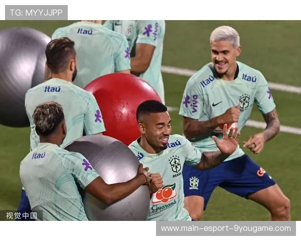 内马尔斜传造成混乱并助攻，巴西前场多点开火：让你的球队也学会斜线突击的训练秘籍